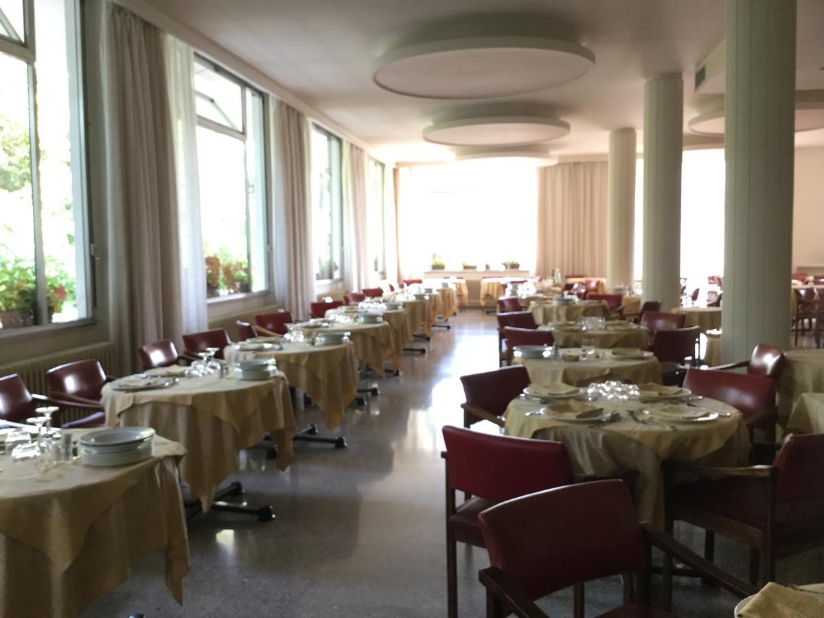Hotel Terme Vulcania 蒙特格罗托泰梅 外观 照片